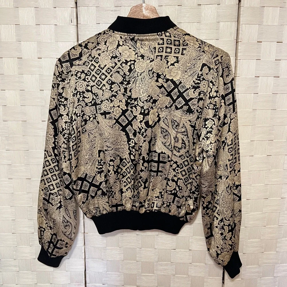 Vintage S.L.B. Petite Black Gold Paisley Silk Bomber Jacket Size‎ Petite Small